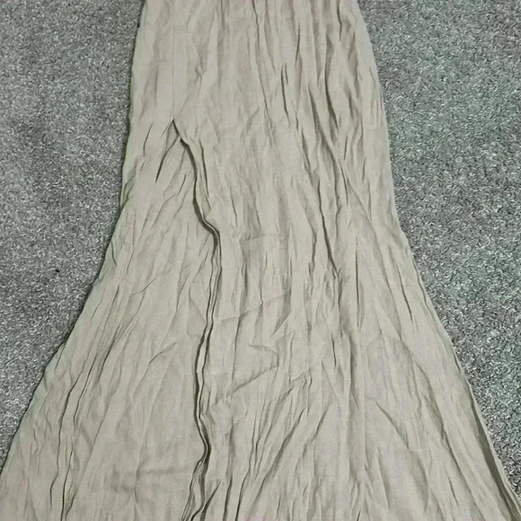 Reformation Cream Maxi Dress - Picture 3 of 11